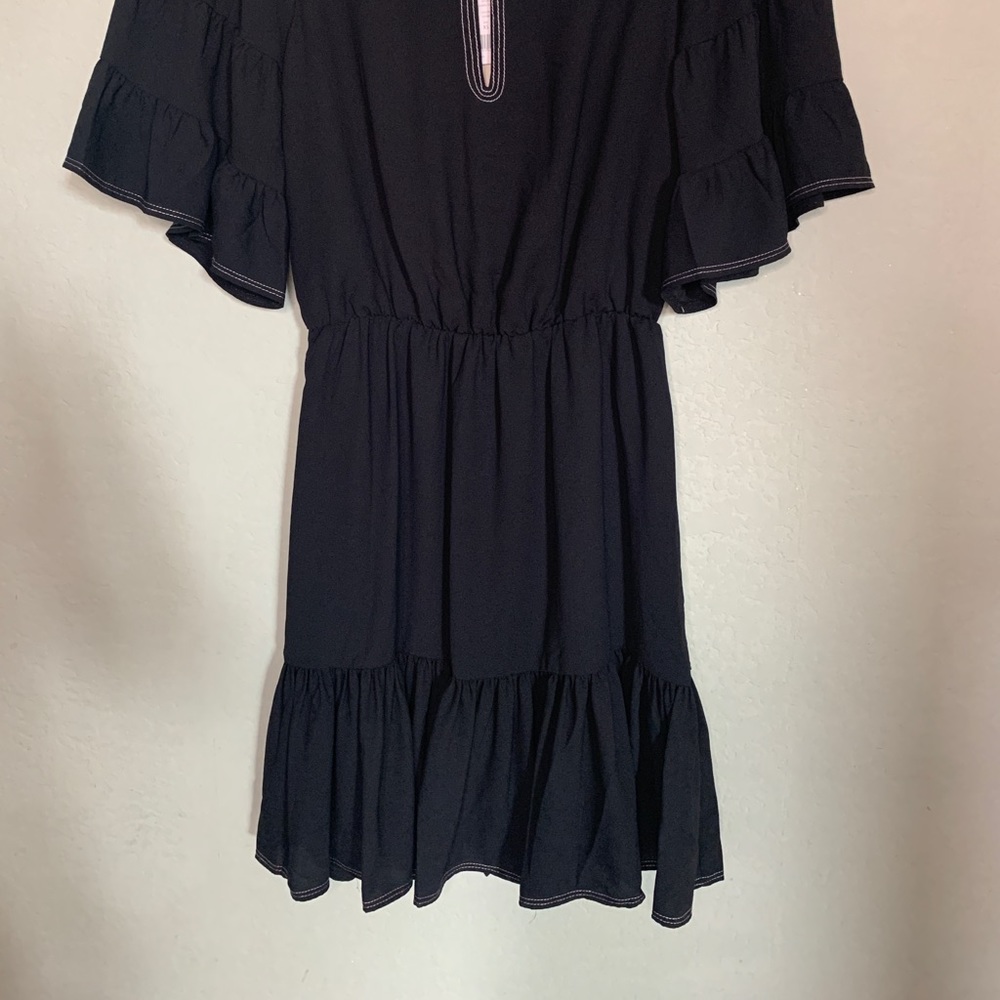 Dress - Picture 6 of 6